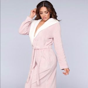 Pennys Glam Plush Fleece Rob with hood!